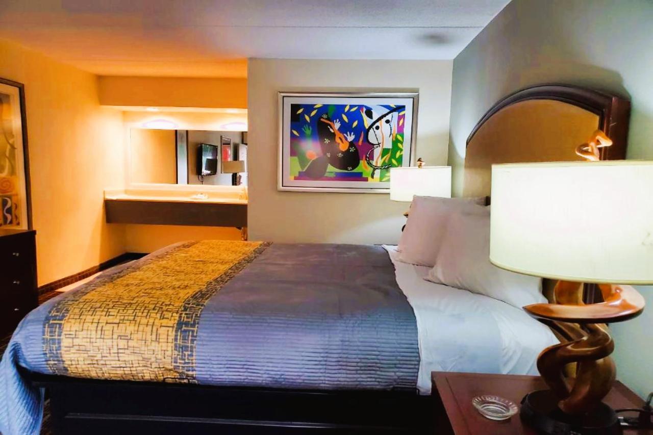 Palmetto Inn & Suites By Oyo أورانجبورغ المظهر الخارجي الصورة